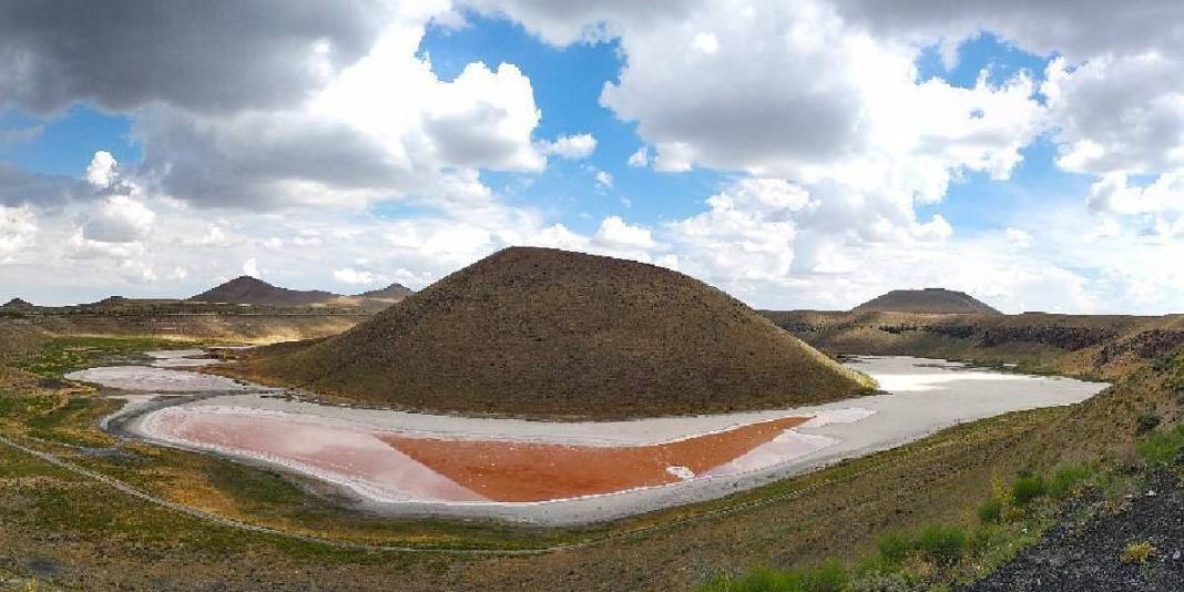 4 milyon yıl önce Konya’da oluşmuştu: ‘Dünyanın nazar boncuğu’ olarak anılıyor 1